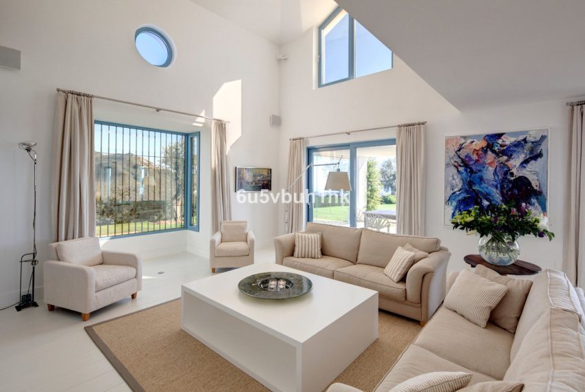 R3746326-Villa-For-Sale-Benahavis-Detached-5-Beds-682-Built-4