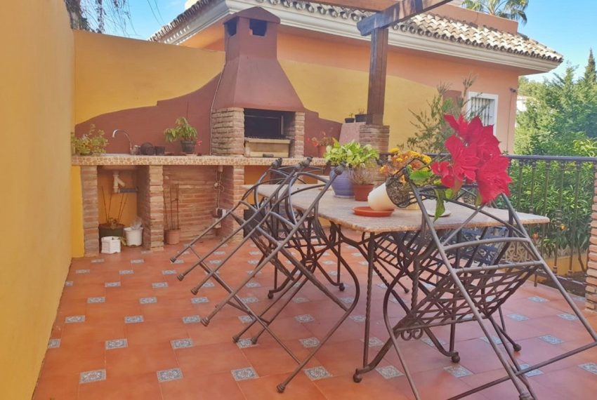 R3780094-Villa-For-Sale-Nueva-Andalucia-Detached-5-Beds-382-Built-7