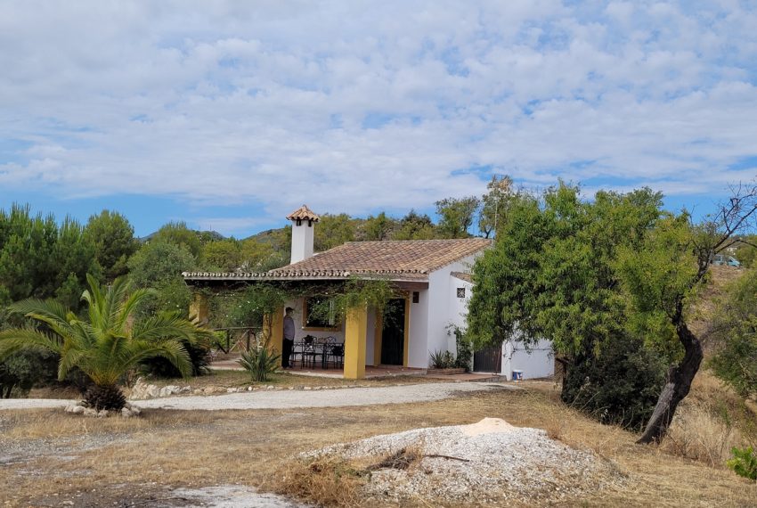 R3880645-Villa-For-Sale-Monda-Finca-1-Beds-65-Built-1