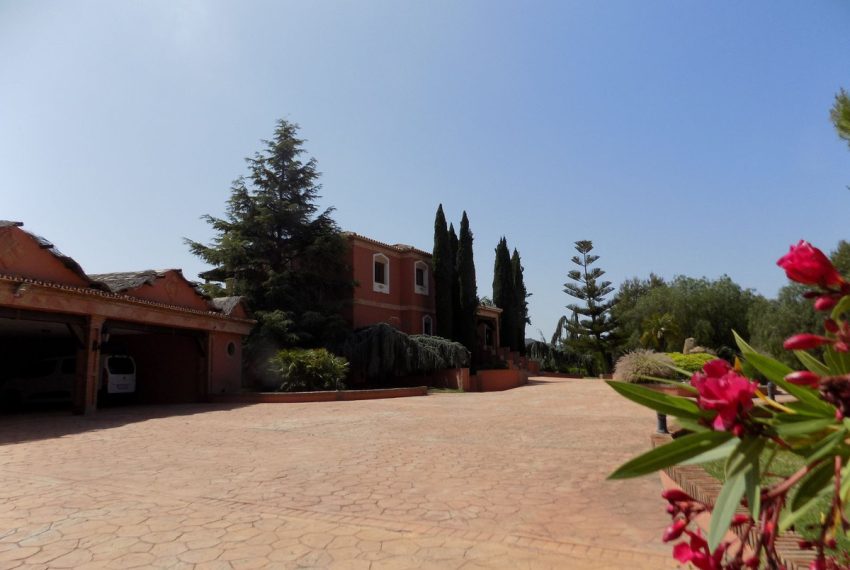 R3977761-Villa-For-Sale-Coin-Finca-9-Beds-976-Built-16