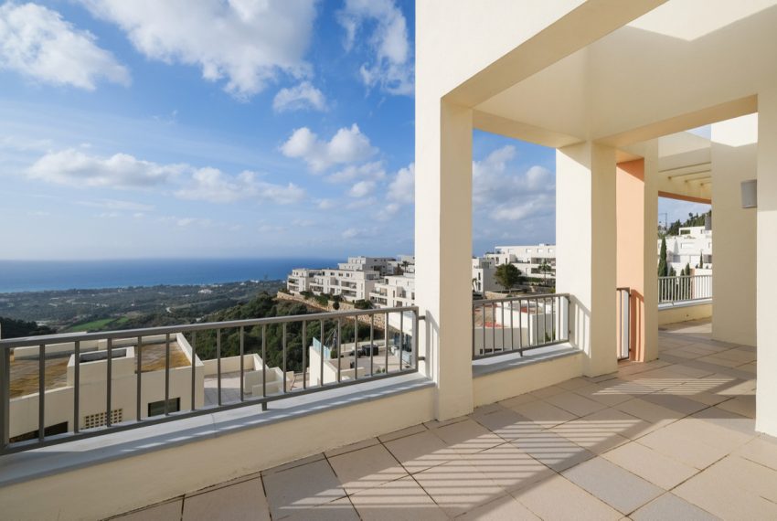 R4002196-Apartment-For-Sale-Altos-de-los-Monteros-Penthouse-3-Beds-132-Built