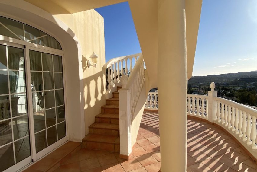 R4002268-Villa-For-Sale-Mijas-Golf-Detached-5-Beds-480-Built-9