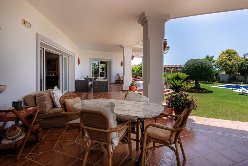 R4083568-Villa-For-Sale-Benahavis-Detached-6-Beds-733-Built-19