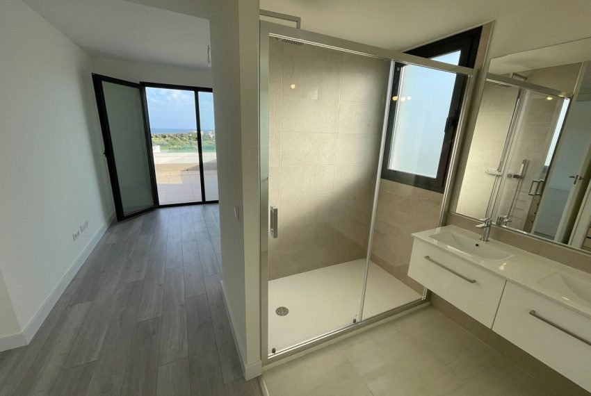 R4095613-Apartment-For-Sale-Estepona-Penthouse-3-Beds-275-Built-11