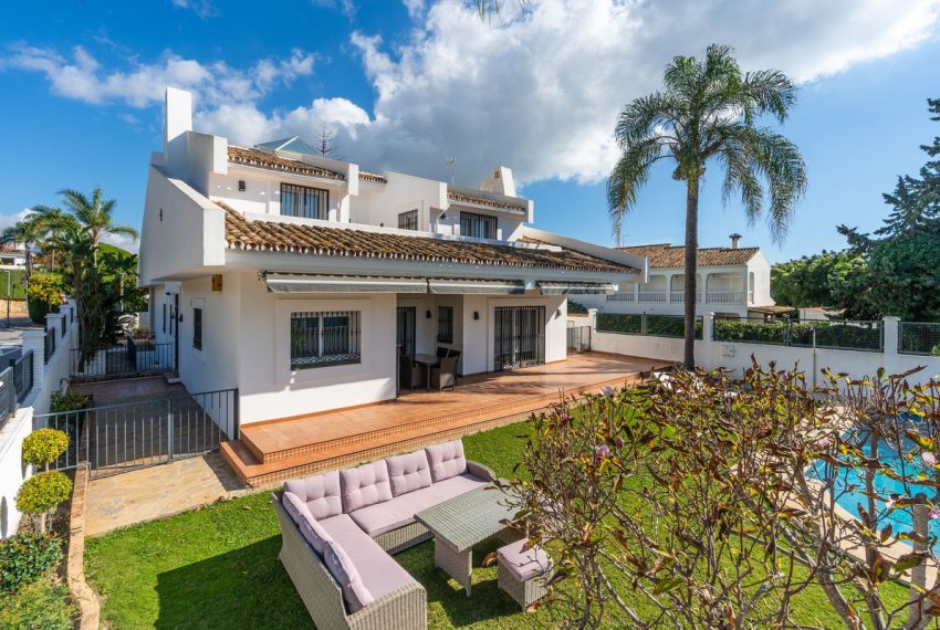 R4131322-Villa-For-Sale-Marbella-Detached-7-Beds-474-Built-11