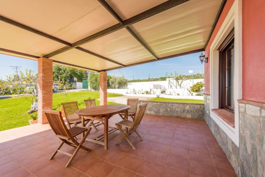 R4149598-Villa-For-Sale-Estepona-Detached-3-Beds-300-Built-2