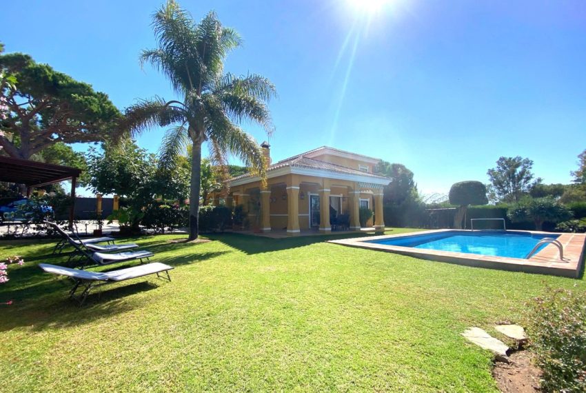 R4159978-Villa-For-Sale-El-Rosario-Detached-5-Beds-230-Built