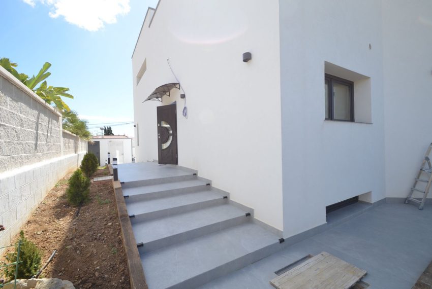 R4167502-Villa-For-Sale-Estepona-Detached-3-Beds-300-Built-17