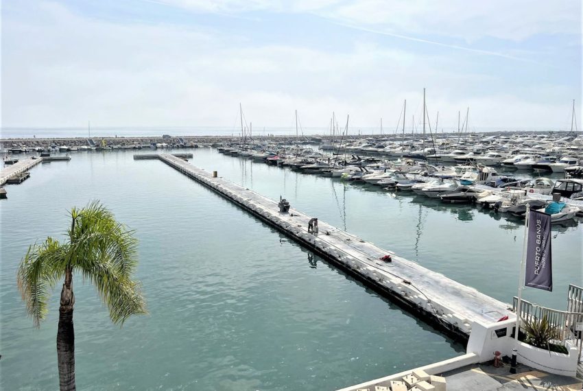 R4167571-Apartment-For-Sale-Puerto-Banus-Middle-Floor-3-Beds-270-Built-1