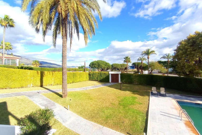 R4202746-Villa-For-Sale-Nueva-Andalucia-Detached-7-Beds-504-Built-5