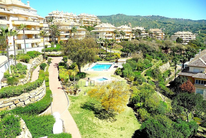 R4220410-Apartment-For-Sale-Elviria-Penthouse-3-Beds-173-Built-13