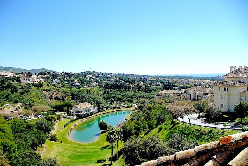 R4220410-Apartment-For-Sale-Elviria-Penthouse-3-Beds-173-Built-6