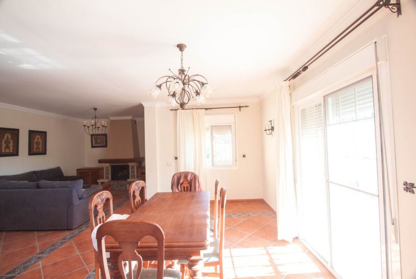 R4227361-Villa-For-Sale-Estepona-Finca-3-Beds-260-Built-5