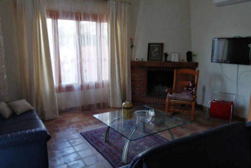 R4257130-Villa-For-Sale-Coin-Detached-3-Beds-170-Built-3