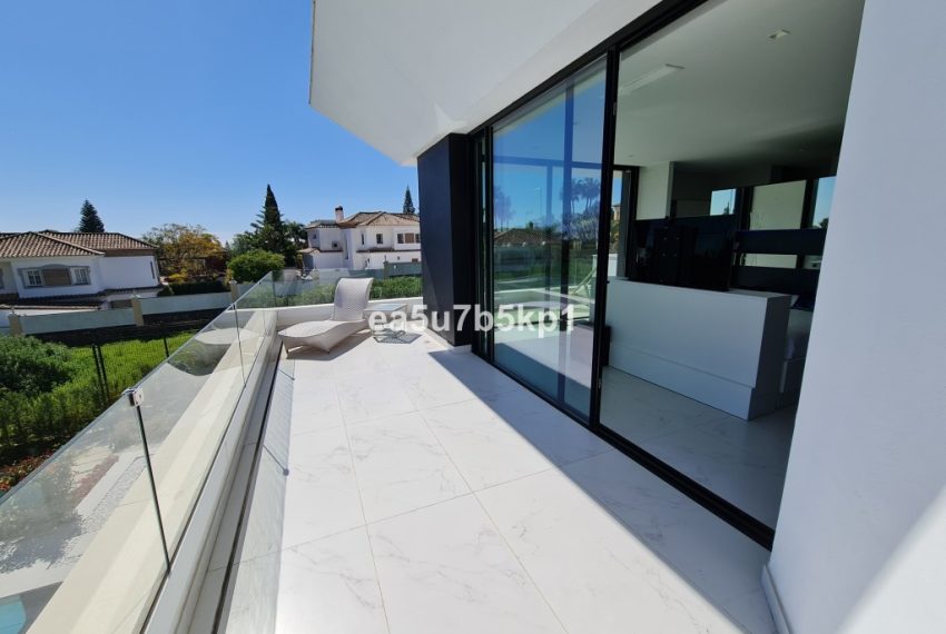 R4285165-Villa-For-Sale-New-Golden-Mile-Detached-4-Beds-571-Built-7