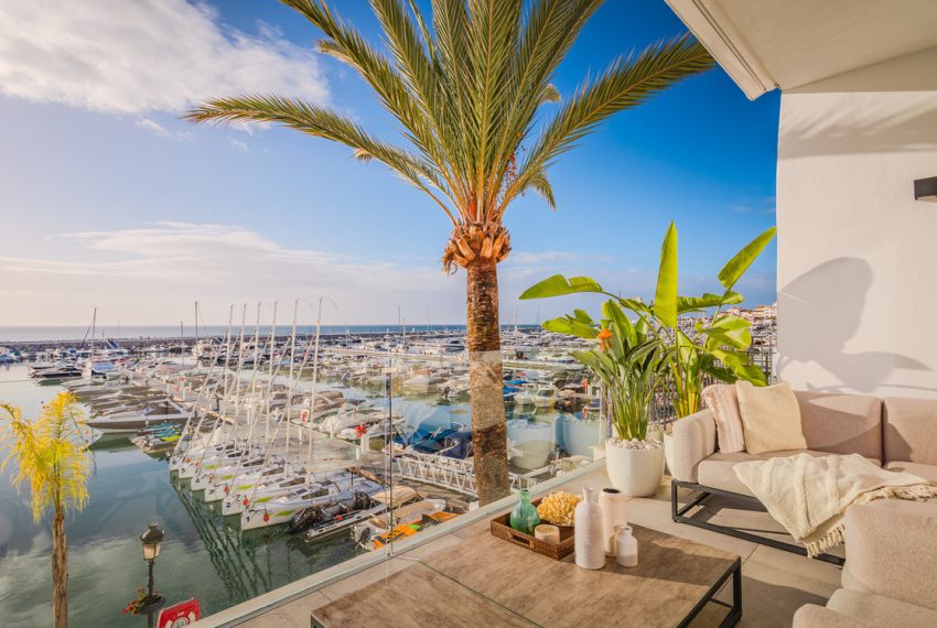 R4300624-Apartment-For-Sale-Puerto-Banus-Penthouse-4-Beds-238-Built-1