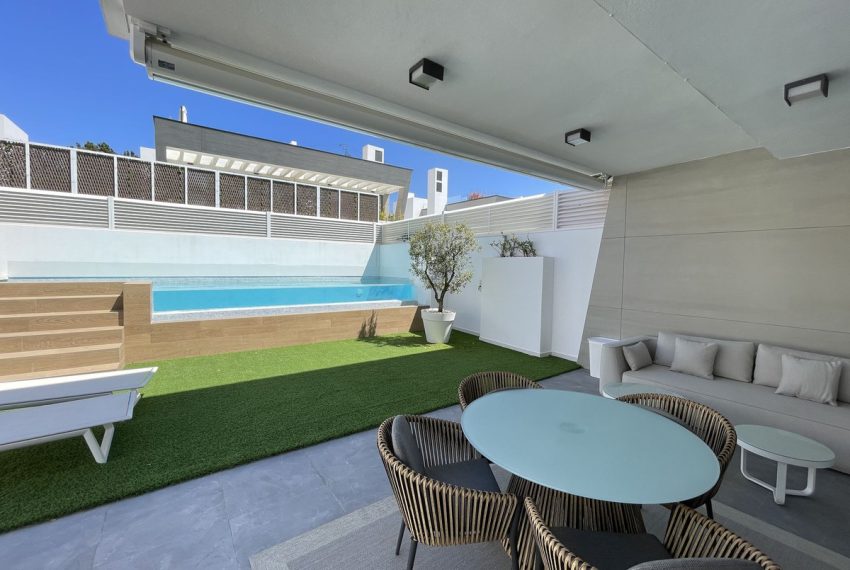 R4310680-Villa-For-Sale-Puerto-Banus-Semi-Detached-4-Beds-378-Built-16