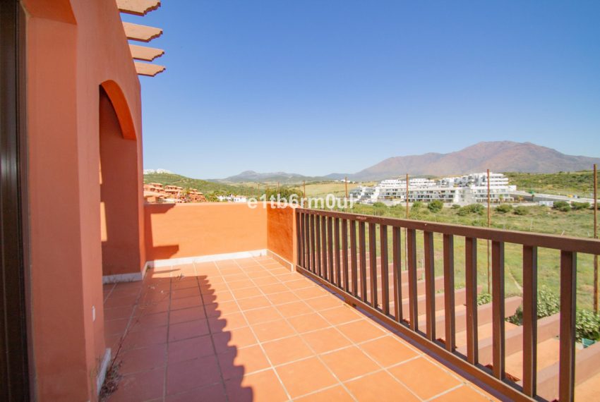 R4345420-Apartment-For-Sale-Estepona-Penthouse-6-Beds-216-Built-17