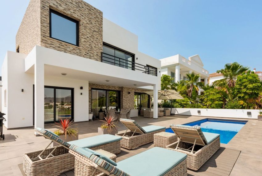 R4357033-Villa-For-Sale-La-Cala-Golf-Detached-4-Beds-303-Built-2