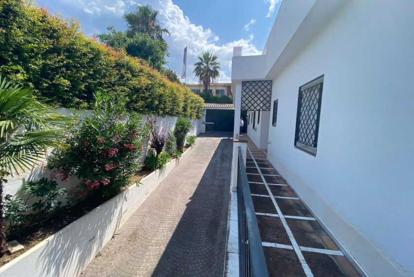 R4359949-Villa-For-Sale-Nagueles-Detached-5-Beds-470-Built-2