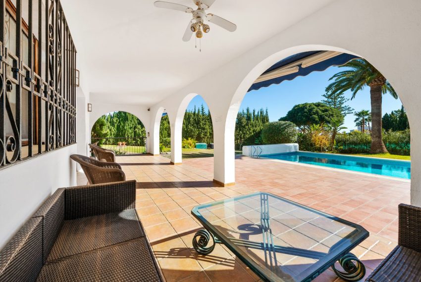 R4388428-Villa-For-Sale-Atalaya-Detached-5-Beds-337-Built-3