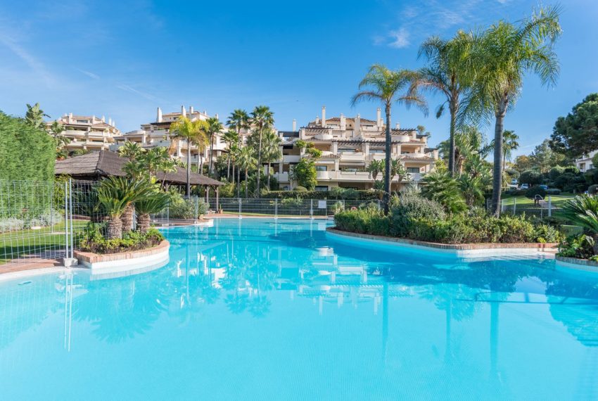 R4404151-Apartment-For-Sale-Benahavis-Penthouse-Duplex-3-Beds-174-Built