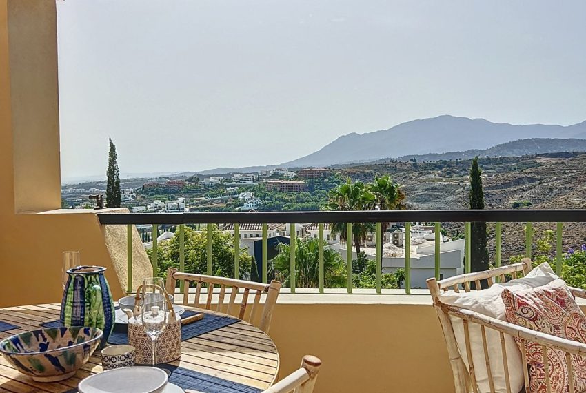 R4413433-Apartment-For-Sale-Benahavis-Penthouse-Duplex-3-Beds-195-Built