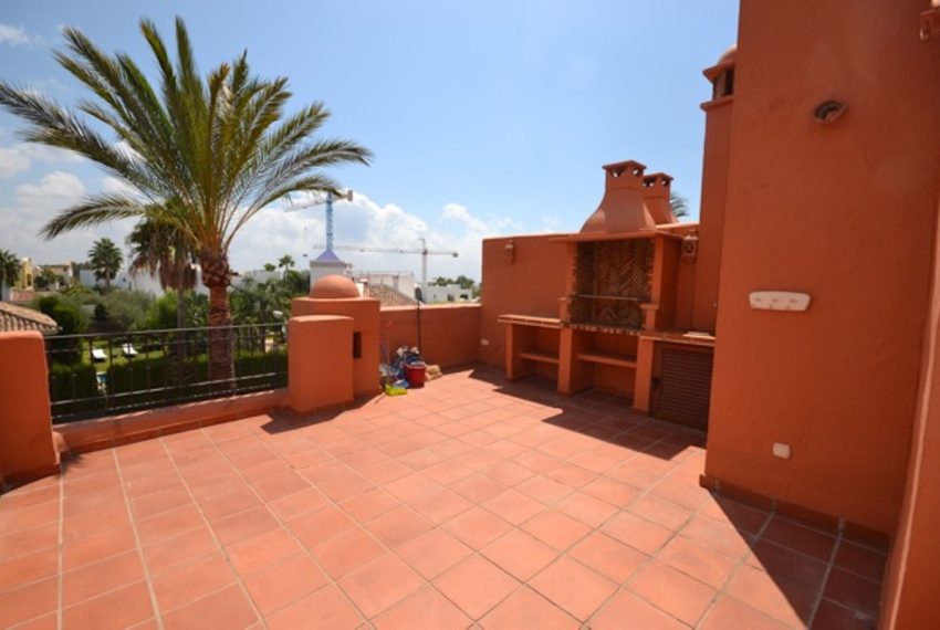 R4414693-Townhouse-For-Sale-The-Golden-Mile-Terraced-3-Beds-300-Built-2