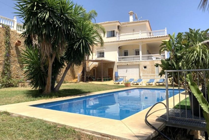 R4429144-Villa-For-Sale-Mijas-Golf-Detached-5-Beds-601-Built-1