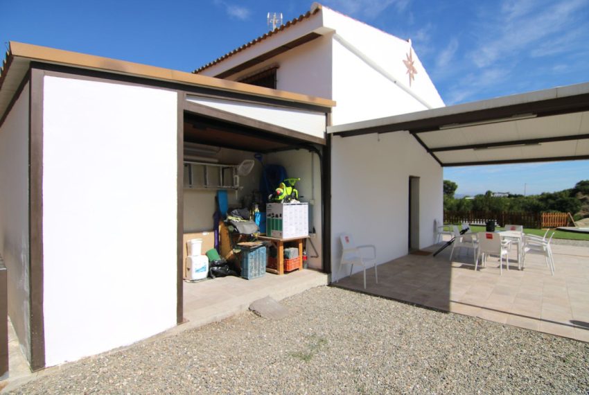 R4436521-Villa-For-Sale-Coin-Detached-3-Beds-105-Built-18