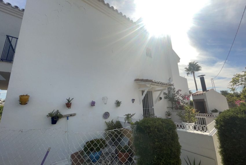 R4438267-Villa-For-Sale-Estepona-Detached-3-Beds-130-Built-10