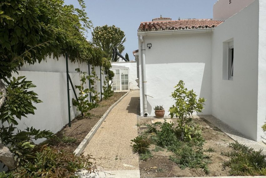 R4457377-Villa-For-Sale-Estepona-Detached-3-Beds-170-Built-10