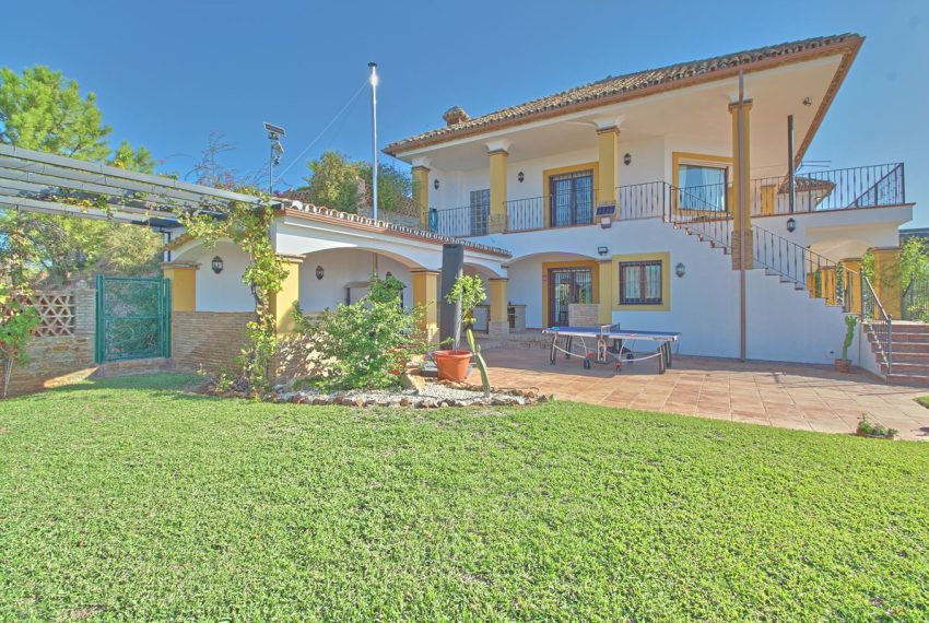 R4502134-Villa-For-Sale-Estepona-Finca-5-Beds-465-Built-15