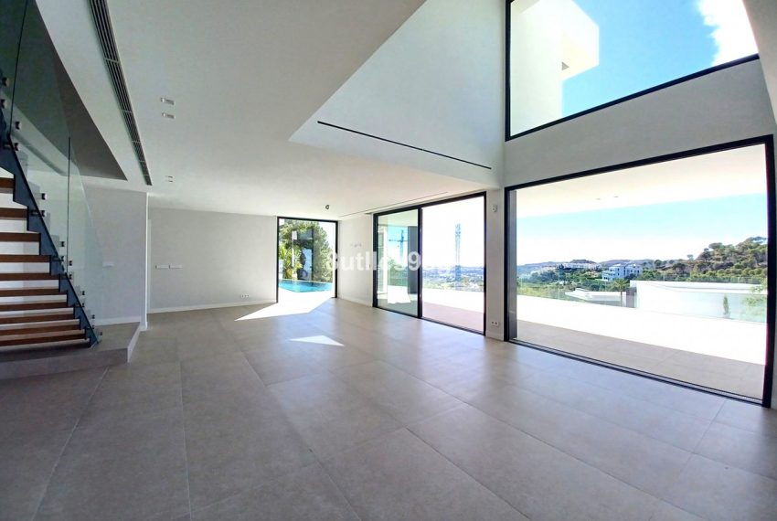 R4502821-Villa-For-Sale-Benahavis-Detached-5-Beds-538-Built-9