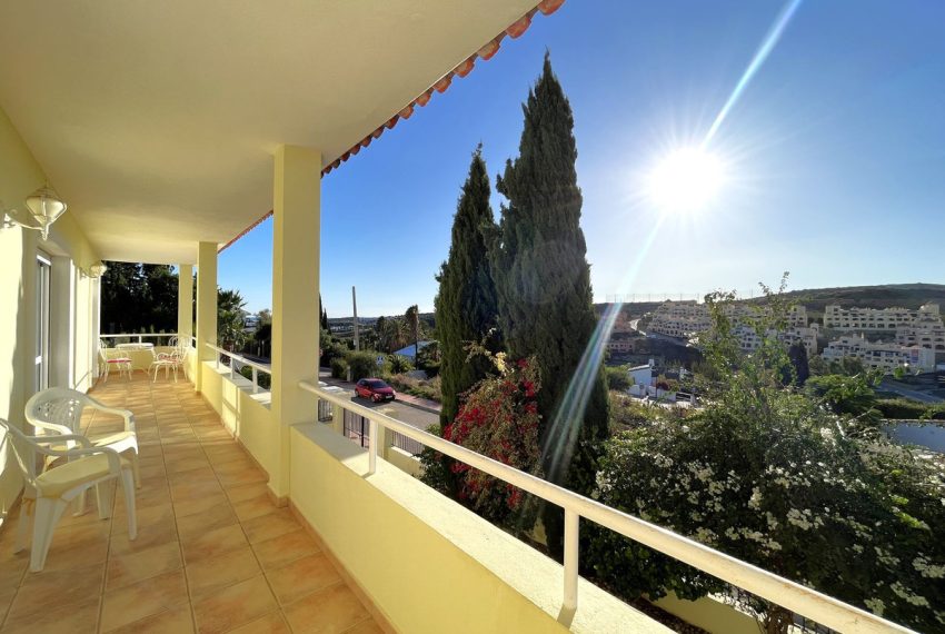 R4544410-Villa-For-Sale-Estepona-Detached-4-Beds-212-Built-15