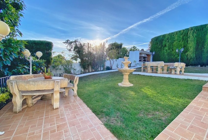 R4553383-Villa-For-Sale-Marbella-Detached-3-Beds-234-Built-19