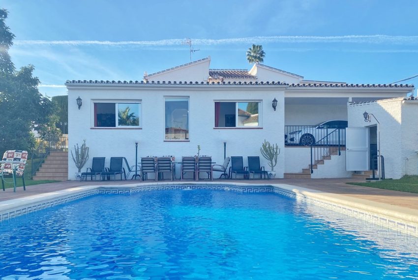 R4553383-Villa-For-Sale-Marbella-Detached-3-Beds-234-Built-6