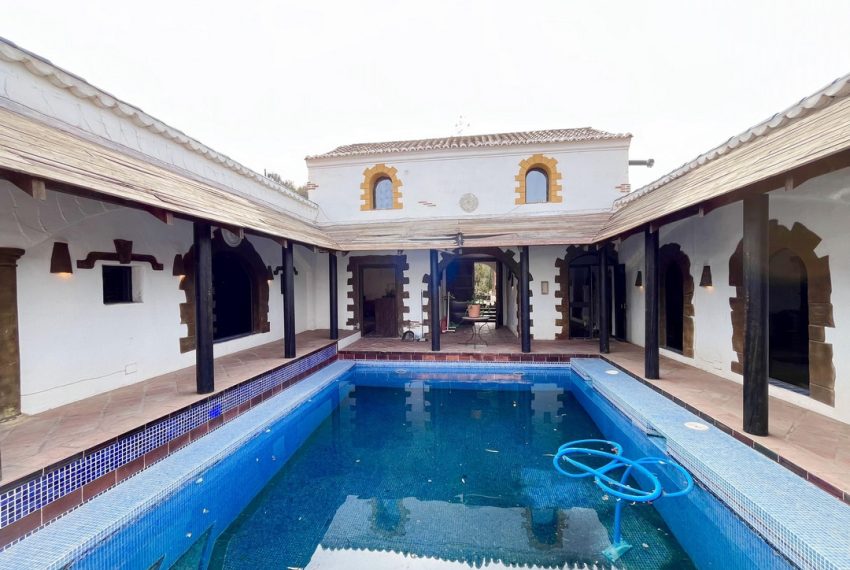 R4573468-Villa-For-Sale-Mijas-Golf-Finca-8-Beds-600-Built-7