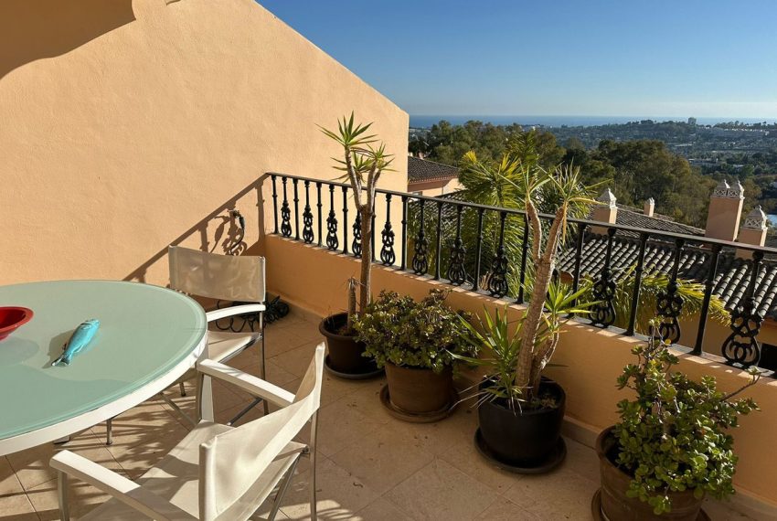 R4582279-Apartment-For-Sale-Nueva-Andalucia-Penthouse-Duplex-2-Beds-181-Built-4