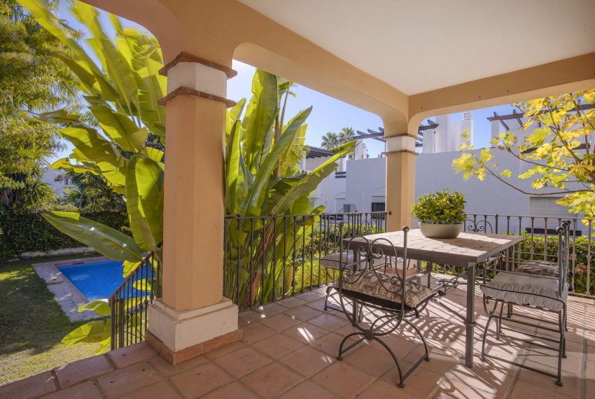 R4586002-Villa-For-Sale-Guadalmina-Baja-Detached-4-Beds-347-Built-8