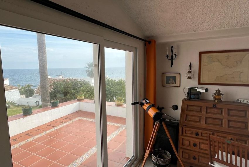 R4597393-Villa-For-Sale-Estepona-Detached-5-Beds-260-Built-19