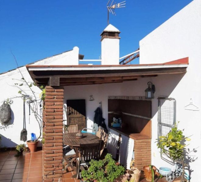 R4605922-Image 1-Semi Detached - 2 Beds - 180 Built