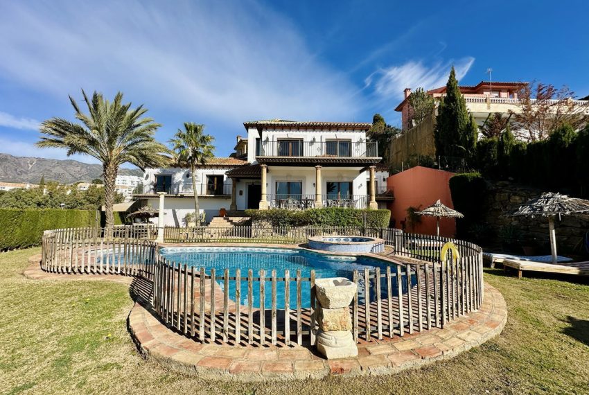 R4633183-Villa-For-Sale-Mijas-Golf-Detached-8-Beds-641-Built-1