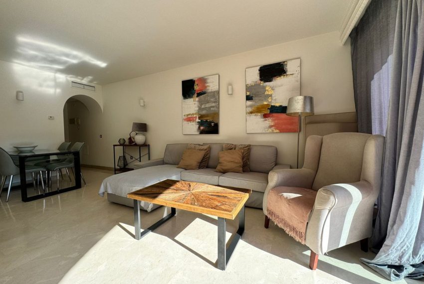 R4637200-Apartment-For-Sale-Bel-Air-Penthouse-2-Beds-110-Built