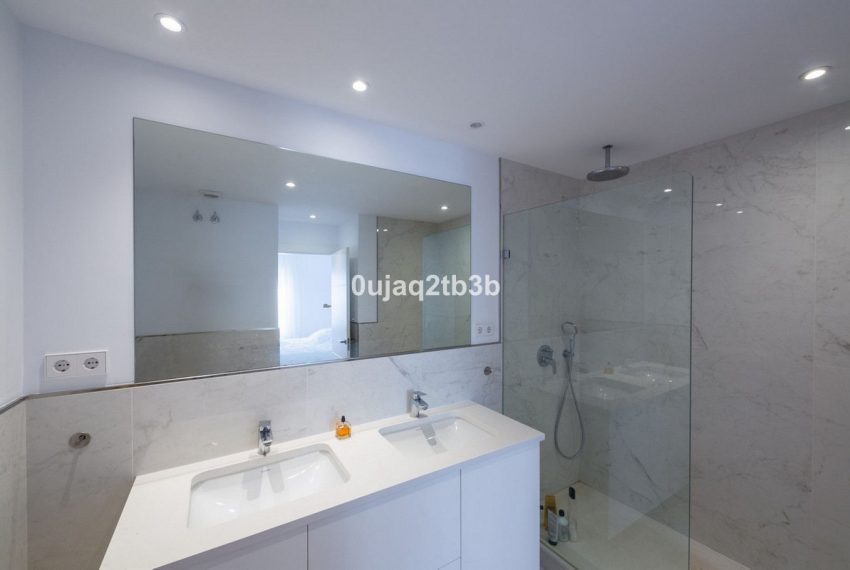 R4648237-Apartment-For-Sale-Nueva-Andalucia-Penthouse-3-Beds-143-Built-15