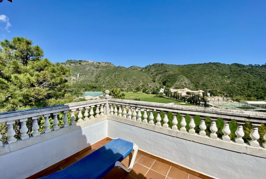 R4677088-Villa-For-Sale-Benahavis-Detached-4-Beds-440-Built-3