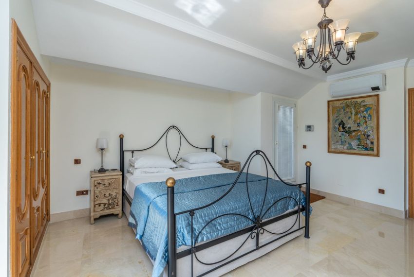 R4679053-Apartment-For-Sale-Marbella-Penthouse-5-Beds-210-Built-8