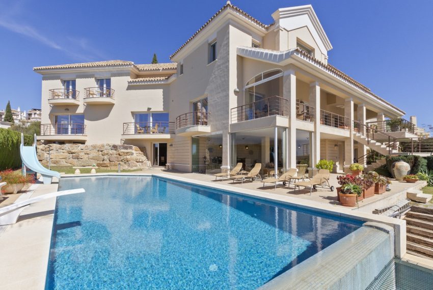 R4706302-Villa-For-Sale-Mijas-Golf-Detached-8-Beds-1200-Built-1