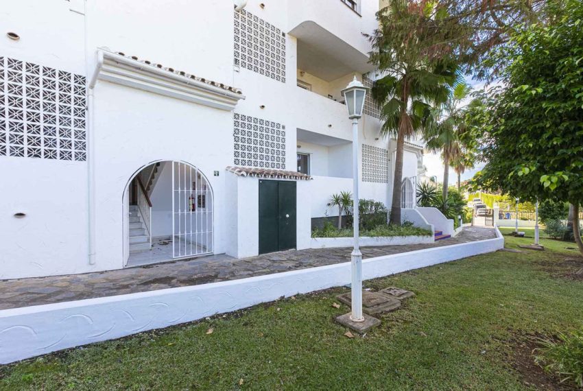 R4715638-Apartment-For-Sale-Nueva-Andalucia-Ground-Floor-2-Beds-143-Built-12