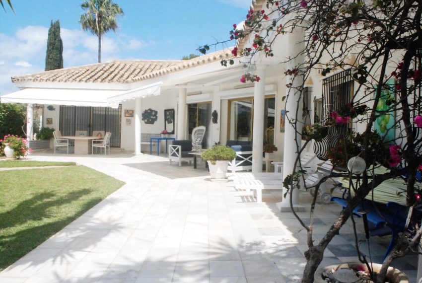 R4726147-Villa-For-Sale-Las-Chapas-Detached-5-Beds-352-Built